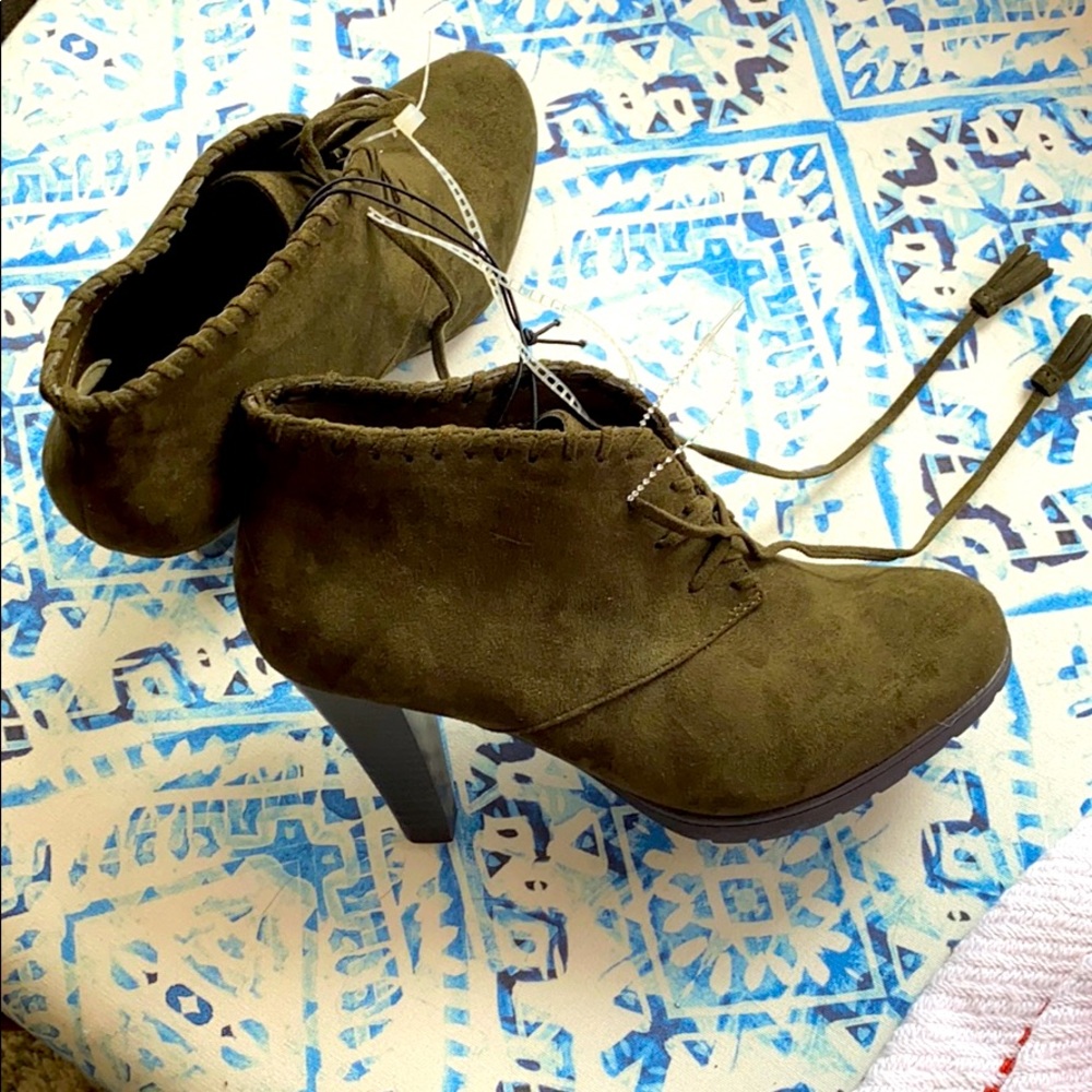 Boot heels